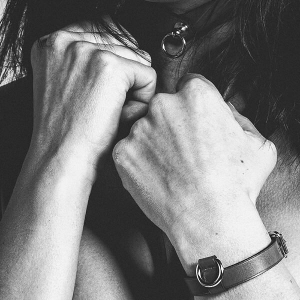 Leather V Choker O'ring by Domestique at Brigade Mondaine